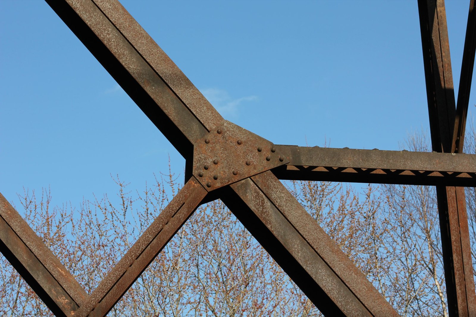 Middle connection